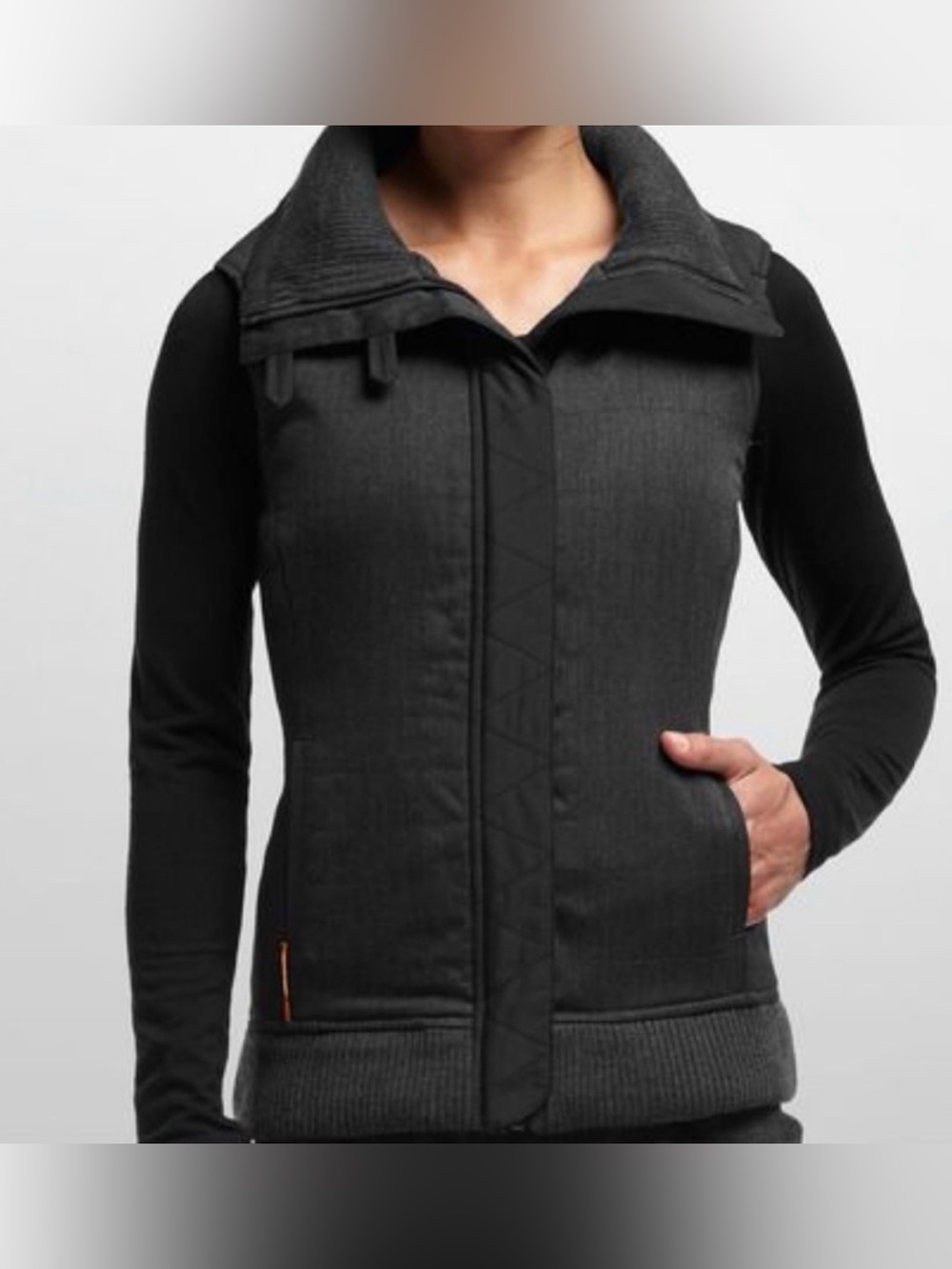 Icebreaker Chelsea vest. Merino Loft.